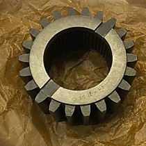 Шестерня 1225М-46 заднего хода ведущая реверс редуктора 3Д12 (1:2.18;z=22)Дизель 3Д12